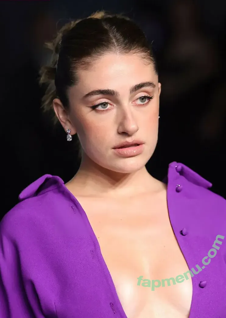 Rachel Anne Sennott nude photo #0840 (treaclychild)