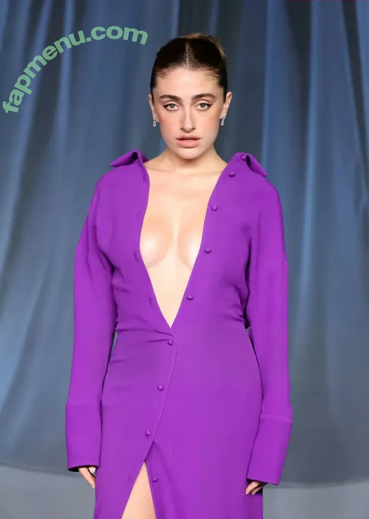 Rachel Anne Sennott nude photo #0841 (treaclychild)