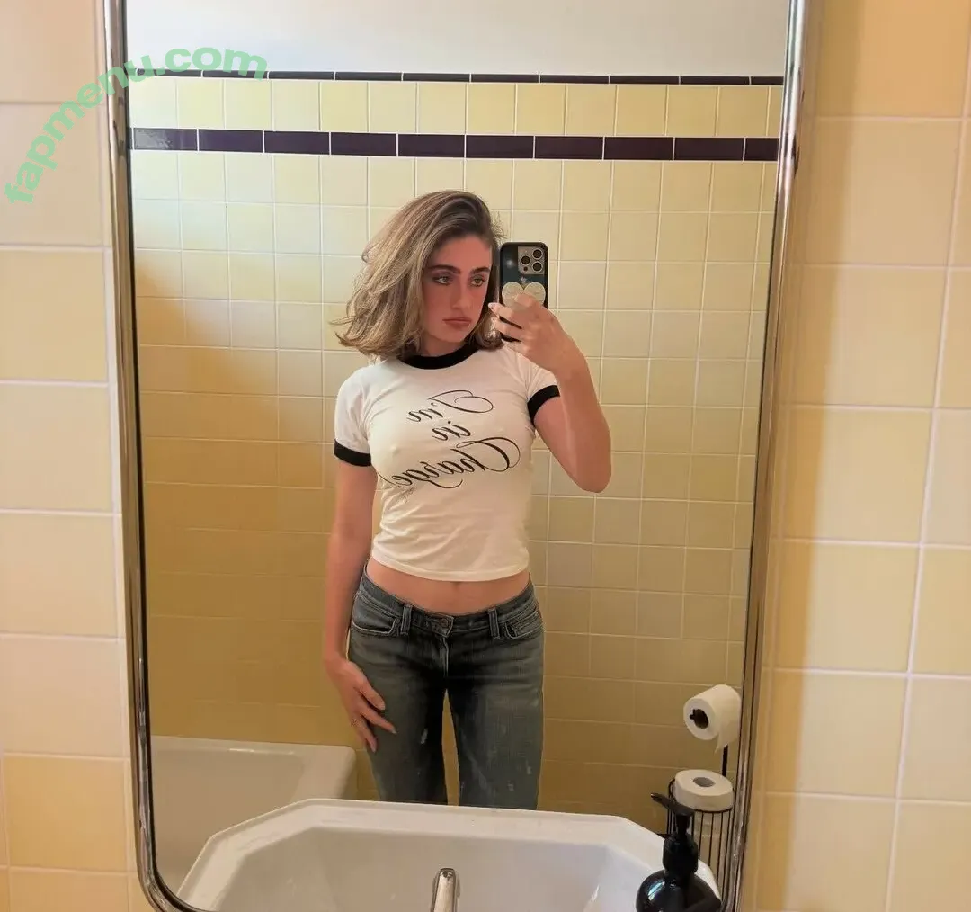 Rachel Anne Sennott nude photo #0858 (treaclychild)