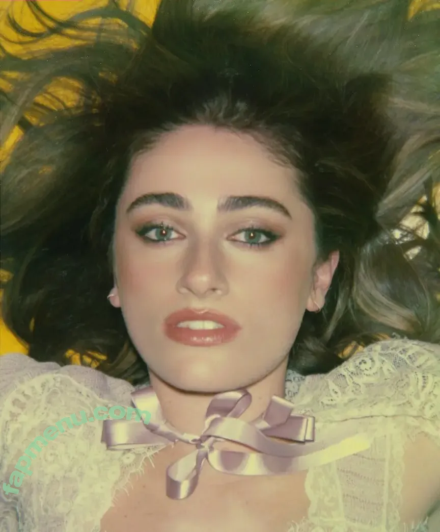 Rachel Anne Sennott nude photo #0870 (treaclychild)