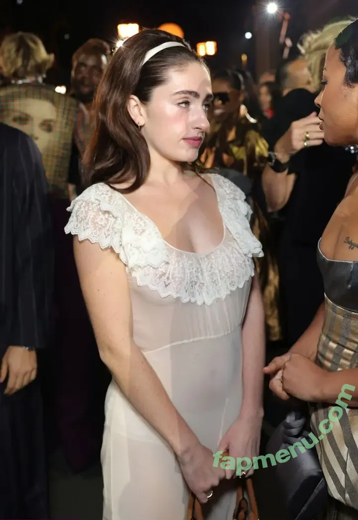 Rachel Anne Sennott nude photo #0878 (treaclychild)