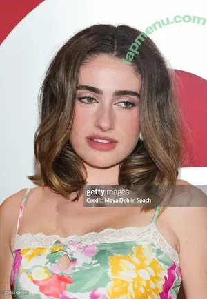 Rachel Anne Sennott / treaclychild nude photo #1015