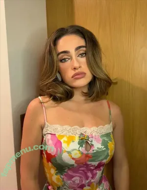 Rachel Anne Sennott / treaclychild nude photo #1030