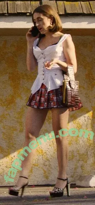 Rachel Anne Sennott nude photo #1095 (treaclychild)