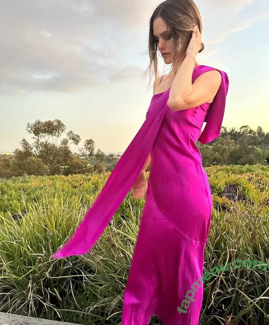 Rachel Bilson nude photo #0076 (rachelbilson)