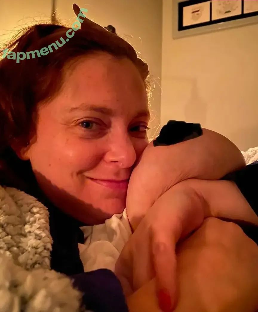 Rachel Bloom nude photo #0026 (Crazy Ex-Girlfriend / rachel-bloom / racheldoesstuff)