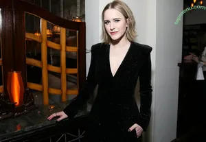 Rachel Brosnahan / Marvelous Mrs. Maisel / rachelbrosnahan nude photo #0288
