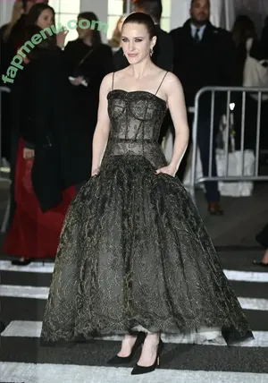 Rachel Brosnahan / Marvelous Mrs. Maisel / rachelbrosnahan nude photo #0407