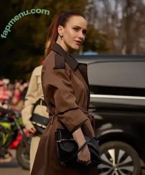 Rachel Brosnahan / Marvelous Mrs. Maisel / rachelbrosnahan nude photo #0597
