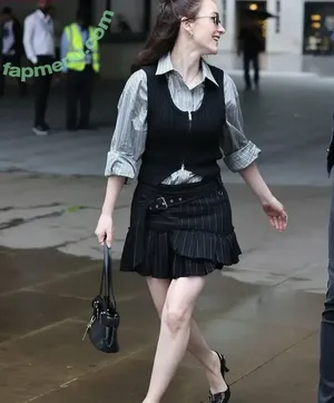 Rachel Brosnahan / Marvelous Mrs. Maisel / rachelbrosnahan nude photo #0824