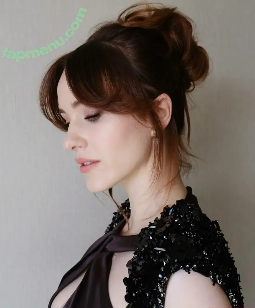 Rachel Brosnahan nude photo #0473 (Marvelous Mrs. Maisel / rachelbrosnahan)