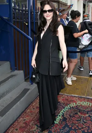 Rachel Brosnahan / Marvelous Mrs. Maisel / rachelbrosnahan nude photo #1058