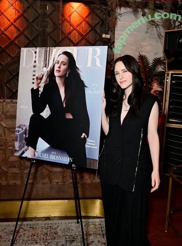 Rachel Brosnahan nude photo #1066 (Marvelous Mrs. Maisel / rachelbrosnahan)