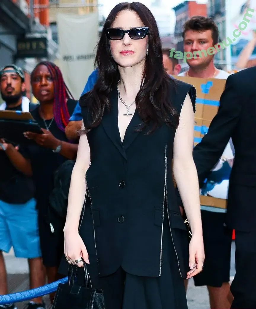 Rachel Brosnahan nude photo #1076 (Marvelous Mrs. Maisel / rachelbrosnahan)