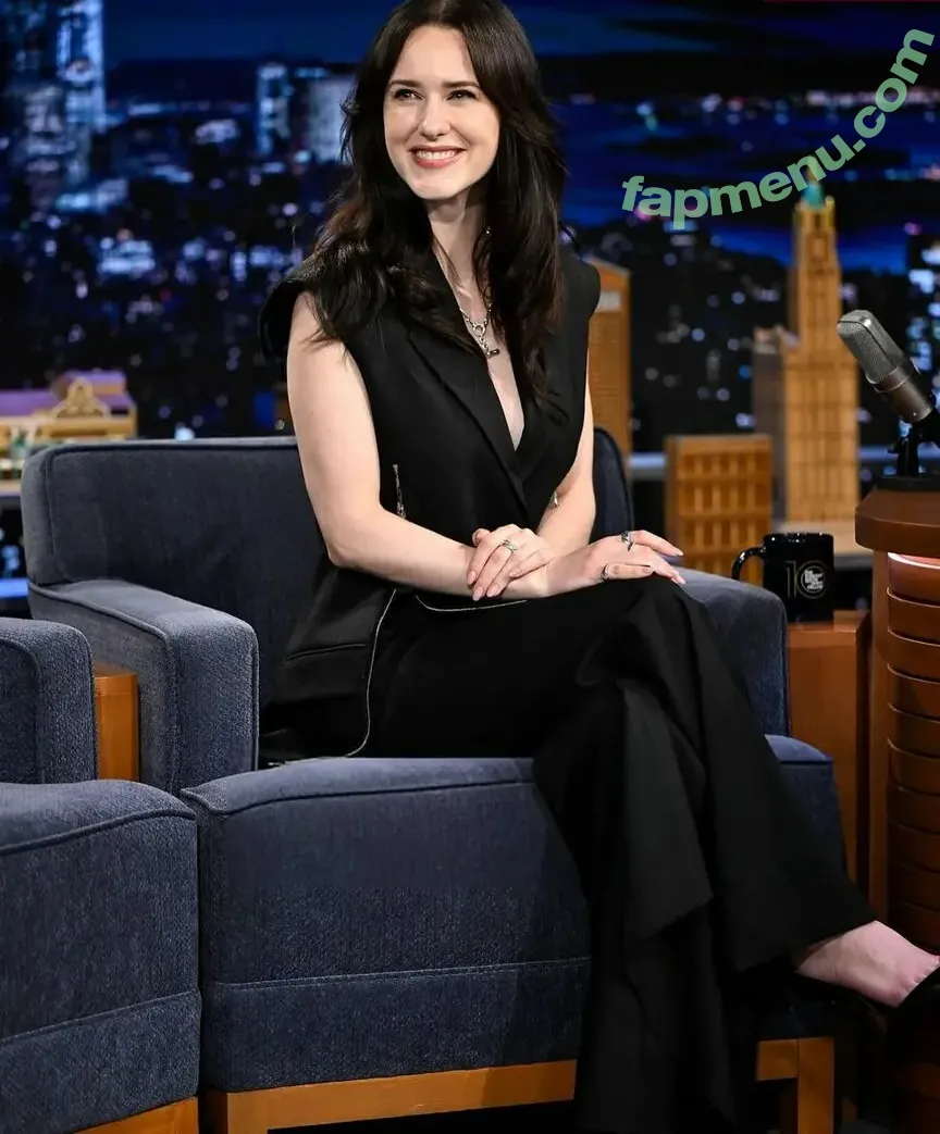 Rachel Brosnahan nude photo #1083 (Marvelous Mrs. Maisel / rachelbrosnahan)