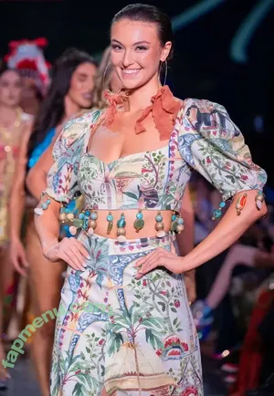 Rachel Michelle / Beautyandbrainswithatwist / rachellemichelle nude photo #5401