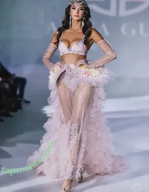 Rachel Michelle / Beautyandbrainswithatwist / rachellemichelle nude photo #5625