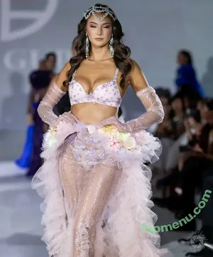 Rachel Michelle / Beautyandbrainswithatwist / rachellemichelle nude photo #5707