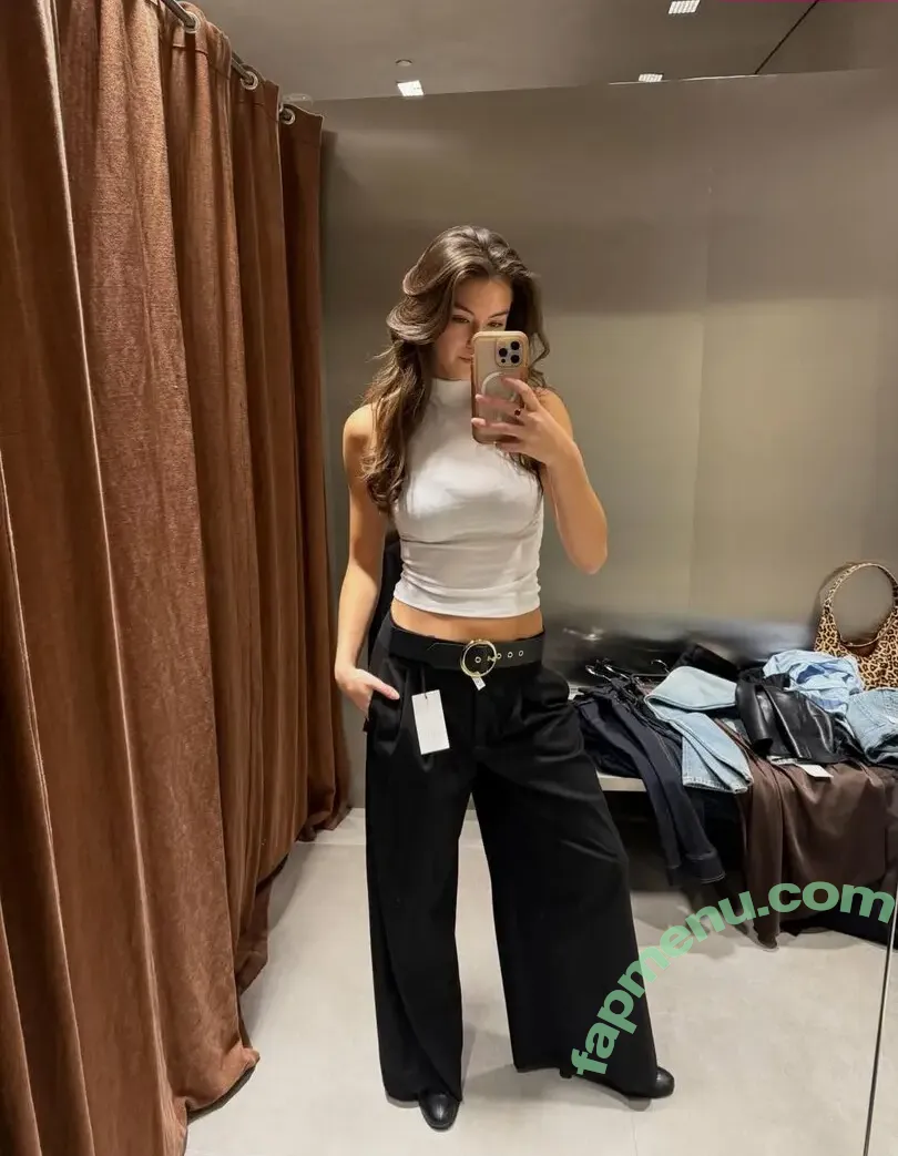 Rachel Michelle nude photo #5764 (Beautyandbrainswithatwist / rachellemichelle)