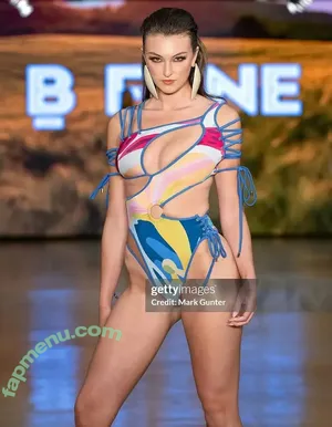 Rachel Pizzolato / Beautyandbrainswithatwist - / beautyandbrainswithatwist / biancasotelo14 / braintwist2112 nude photo #1679