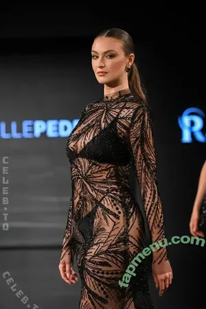 Rachel Pizzolato / Beautyandbrainswithatwist - / beautyandbrainswithatwist / braintwist2112 / nicoleafterdark nude photo #1768