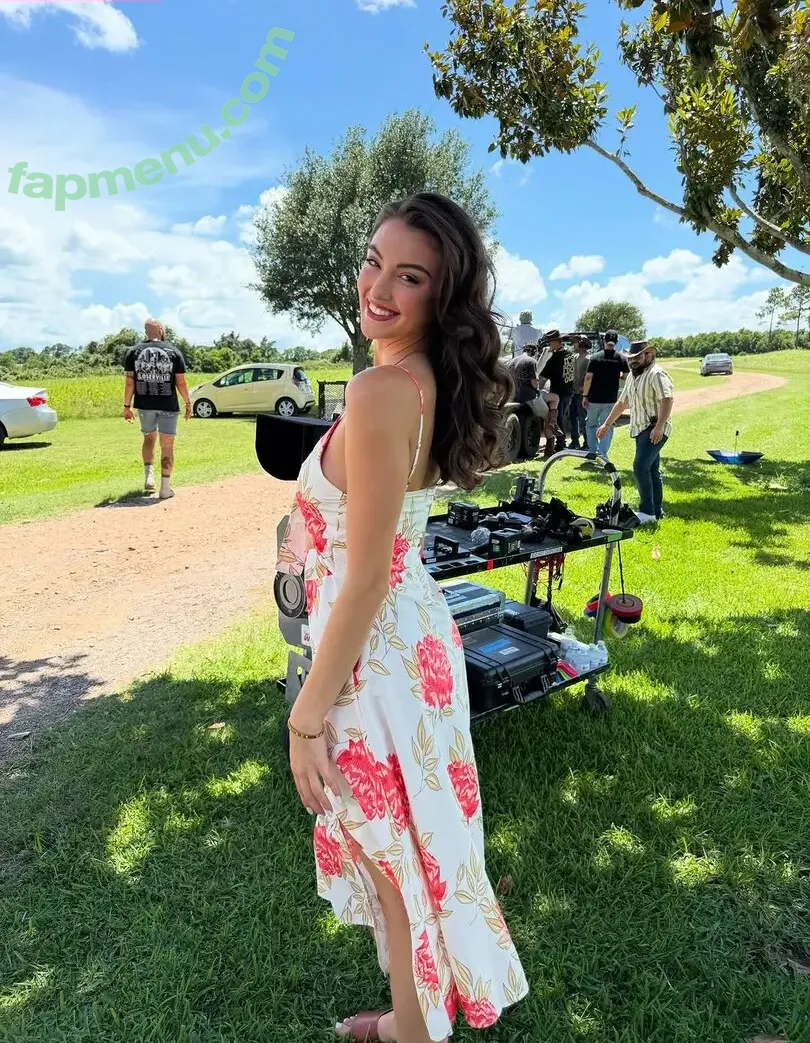 Rachel Pizzolato nude photo #1546 (Beautyandbrainswithatwist - / beautyandbrainswithatwist / biancasotelo14 / braintwist2112)