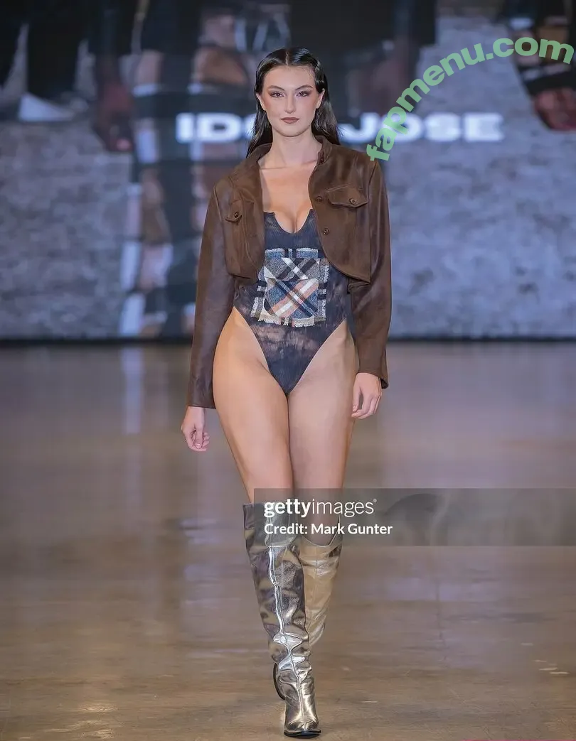 Rachel Pizzolato nude photo #1681 (Beautyandbrainswithatwist - / beautyandbrainswithatwist / biancasotelo14 / braintwist2112)