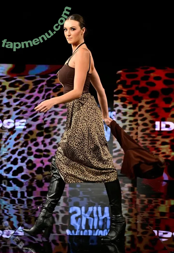 Rachel Pizzolato nude photo #1777 (Beautyandbrainswithatwist - / beautyandbrainswithatwist / biancasotelo14 / braintwist2112)