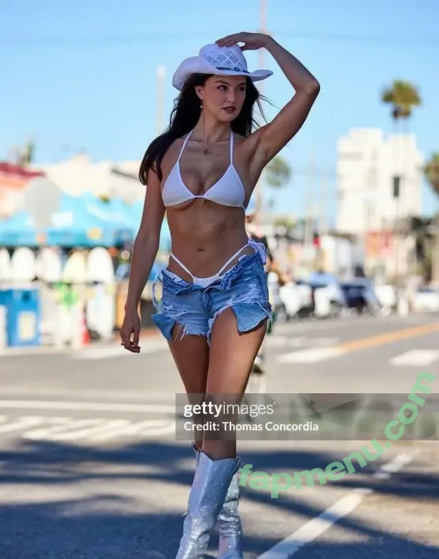 Rachel Pizzolato nude photo #1858 (Beautyandbrainswithatwist - / beautyandbrainswithatwist / braintwist2112 / nicoleafterdark)