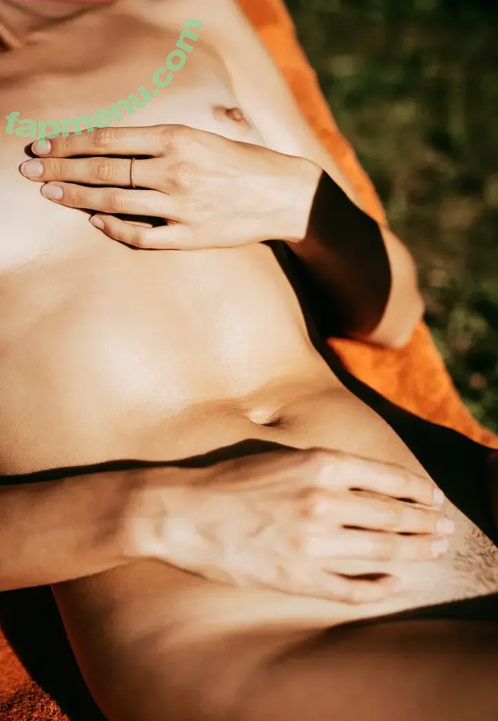 Rachel Samstag nude photo #0054 (rachelcook / rachelsamstag)