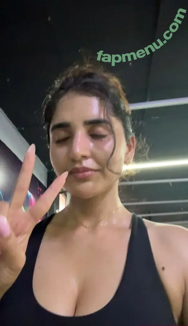 Rachel Sharma nude photo #0070 (sharma_rachel_)
