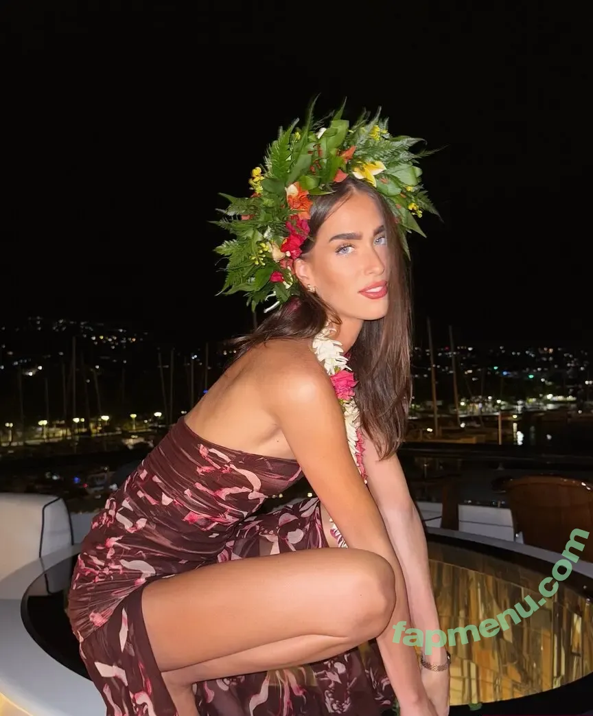 Rachel Winters nude photo #0092 (rachelwinters)