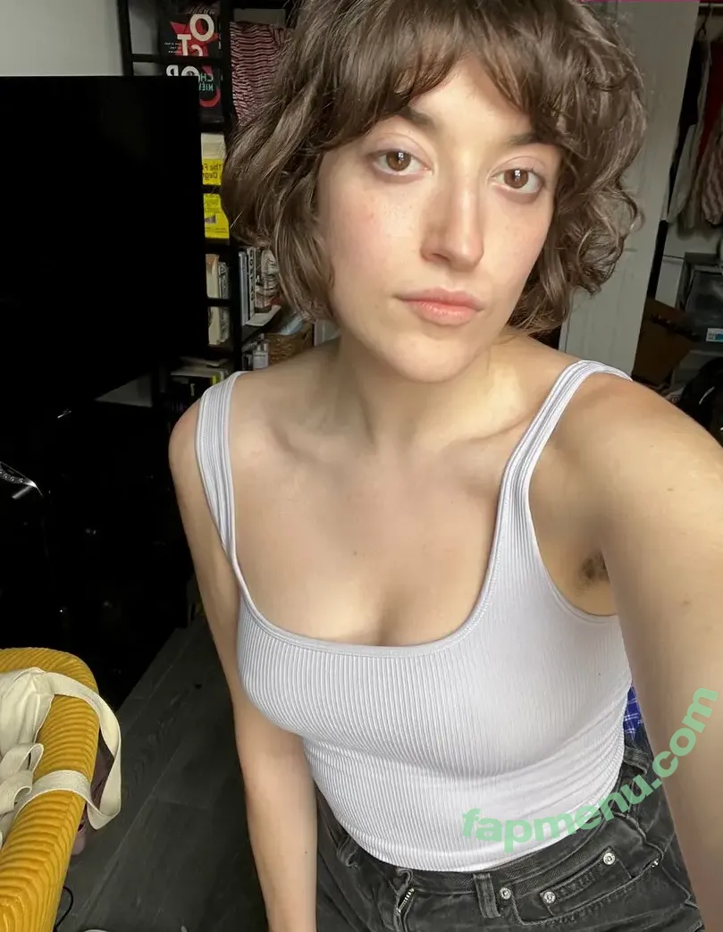 Rachel Yara nude photo #0010 (bugposting / bugsbugsbugsbugs)
