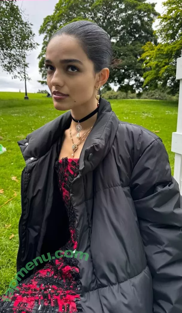 Rachel Zegler nude photo #1375 (rachelzegler / rachmariexoxo)