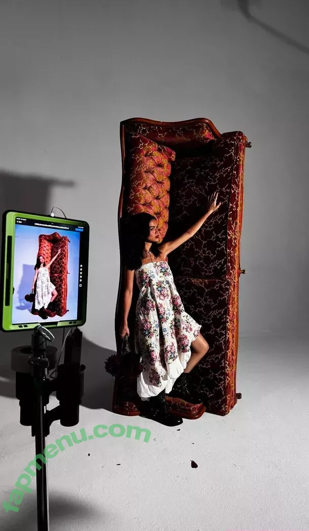 Rachel Zegler nude photo #1376 (rachelzegler / rachmariexoxo)