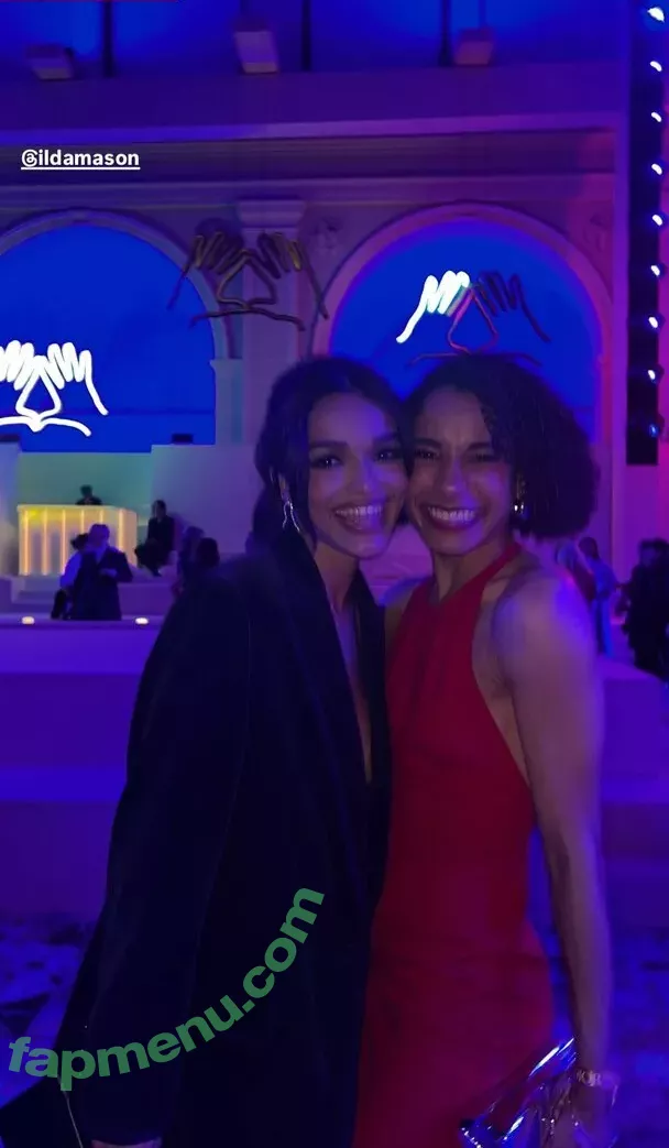 Rachel Zegler nude photo #1378 (rachelzegler / rachmariexoxo)