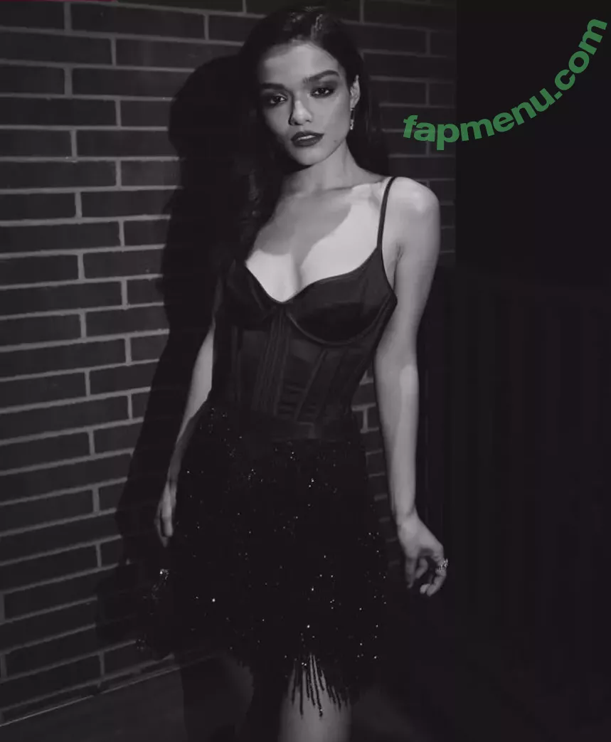 Rachel Zegler nude photo #1385 (rachelzegler / rachmariexoxo)