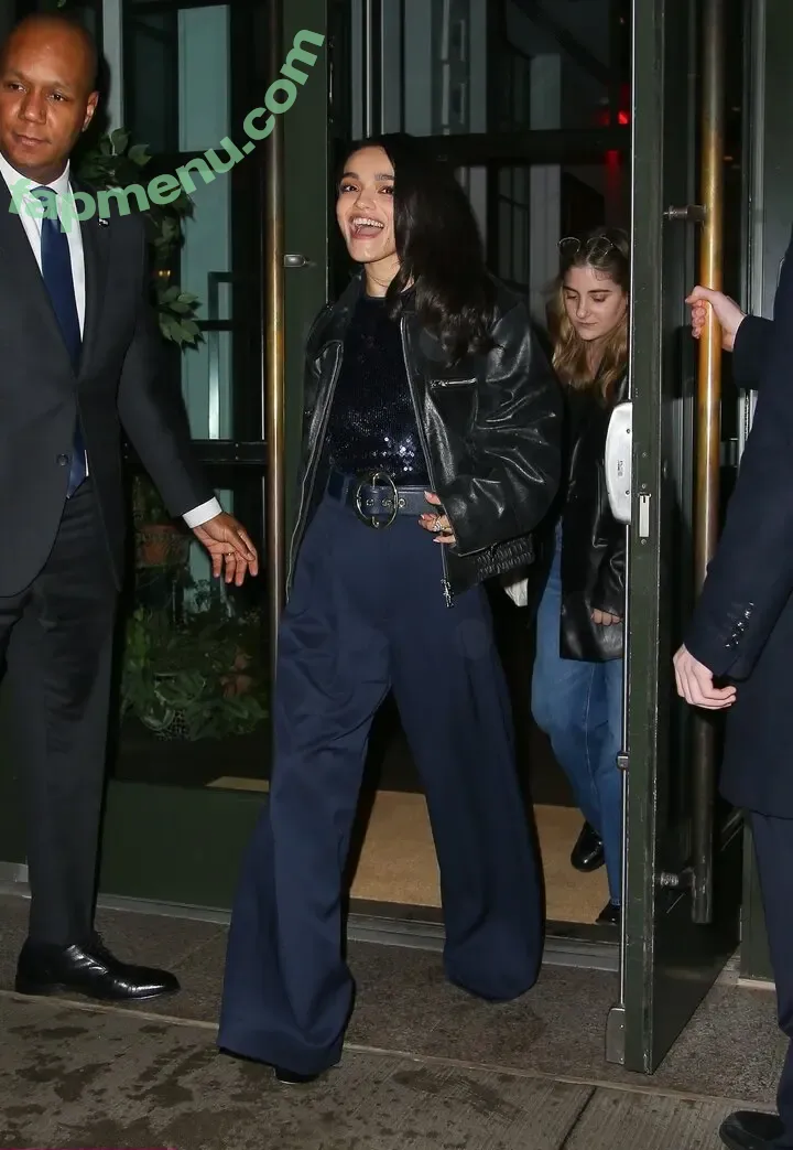 Rachel Zegler nude photo #1819 (rachelzegler / rachmariexoxo)