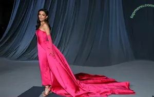 Rachel Zegler / rachelzegler / rachmariexoxo nude photo #2274