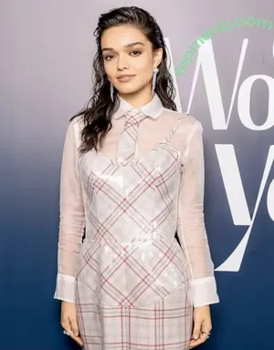 Rachel Zegler / rachelzegler / rachmariexoxo / tommy.dorfman nude photo #2334