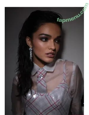 Rachel Zegler / rachelzegler / rachmariexoxo / tommy.dorfman nude photo #2345