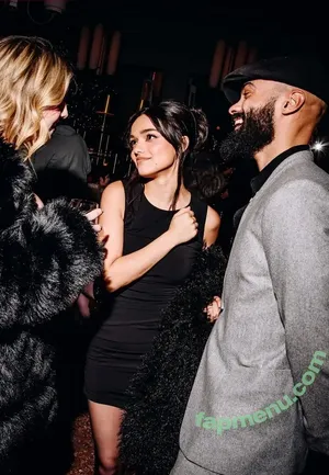 Rachel Zegler / rachelzegler / rachmariexoxo nude photo #2463