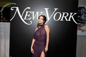 Rachel Zegler / rachelzegler / rachmariexoxo / tommy.dorfman nude photo #2495