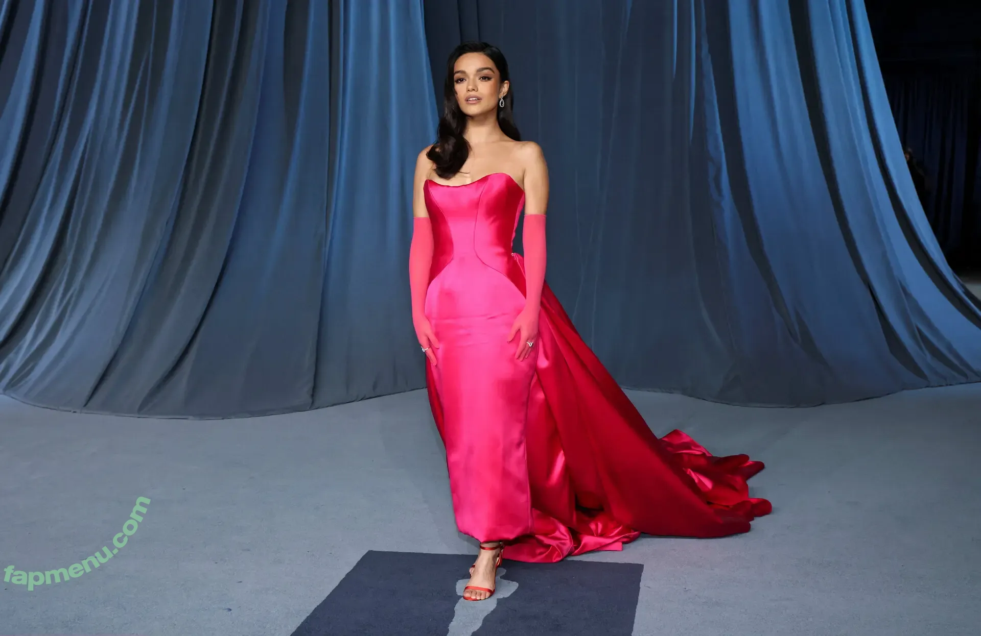 Rachel Zegler nude photo #2283 (rachelzegler / rachmariexoxo)