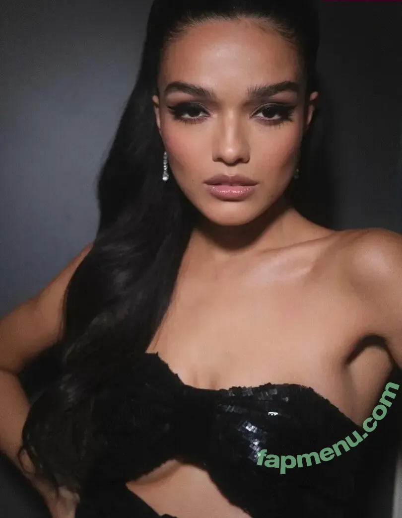 Rachel Zegler nude photo #2316 (rachelzegler / rachmariexoxo)