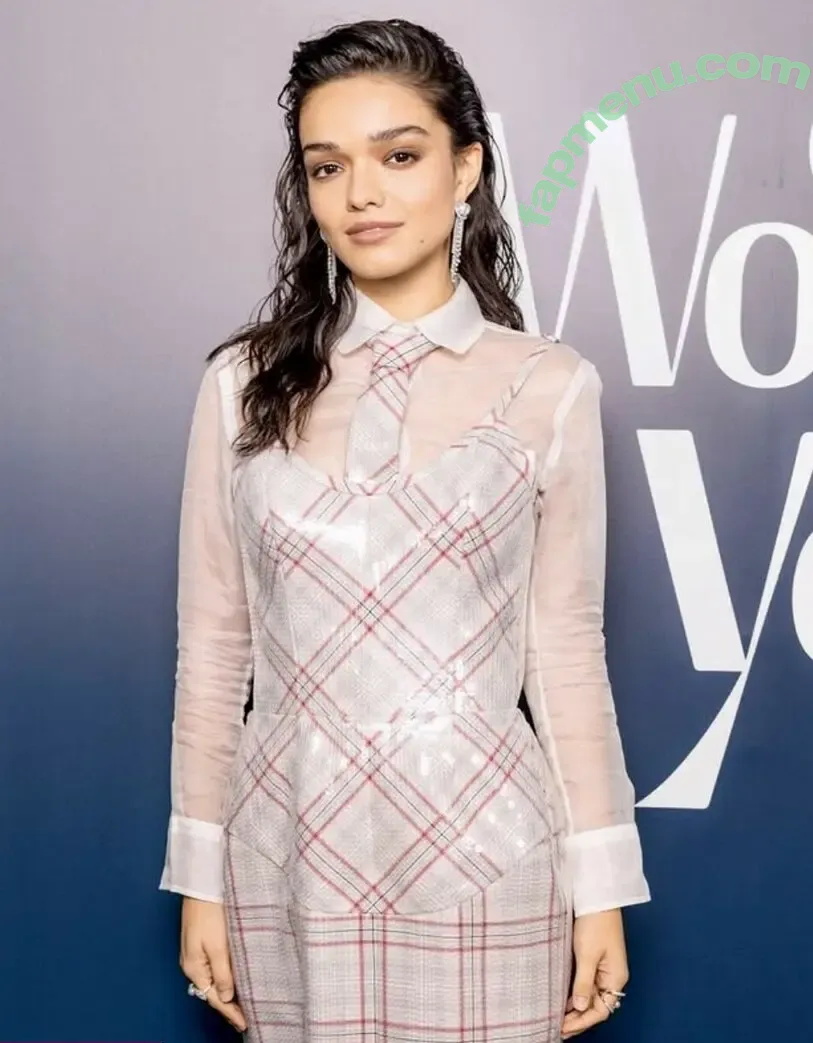 Rachel Zegler nude photo #2334 (rachelzegler / rachmariexoxo)