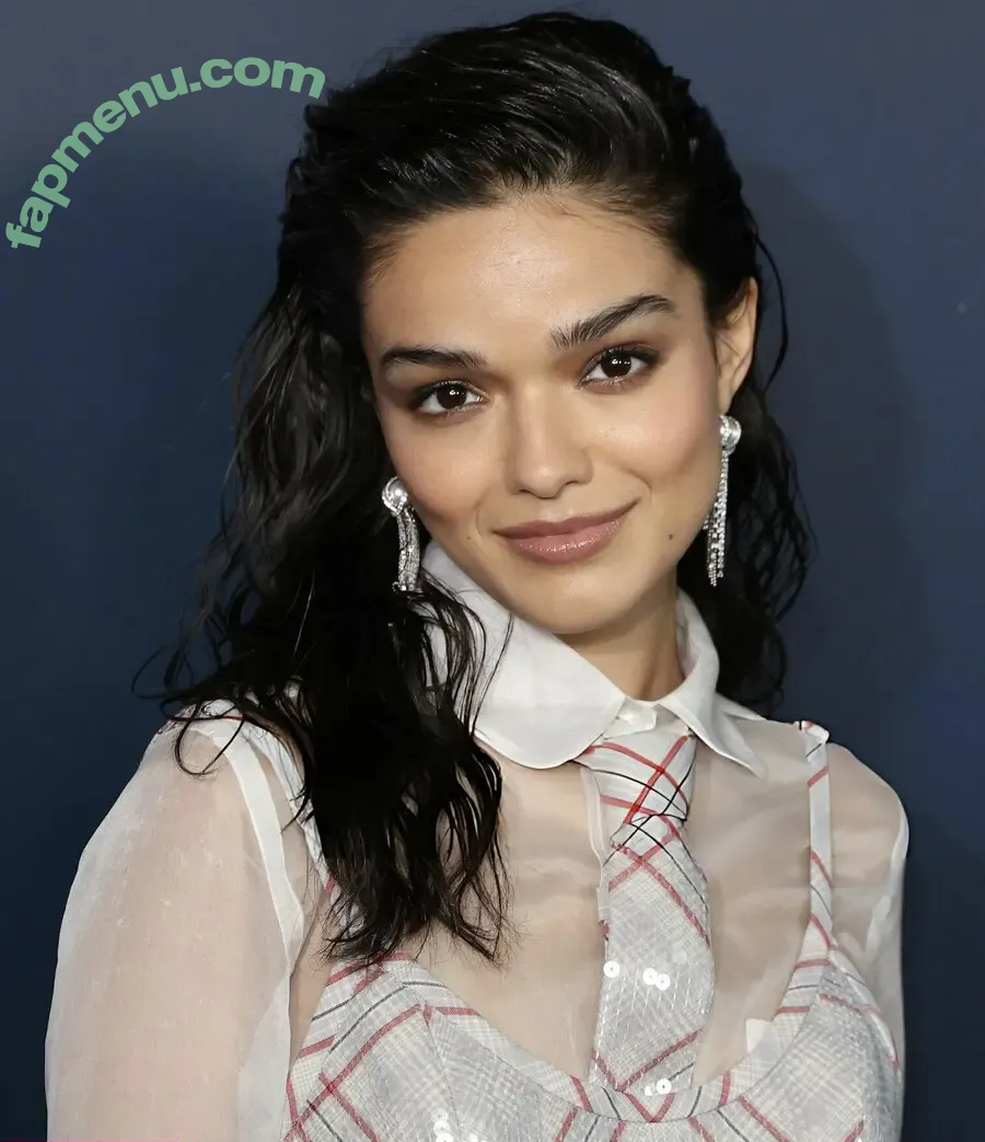 Rachel Zegler nude photo #2336 (rachelzegler / rachmariexoxo)