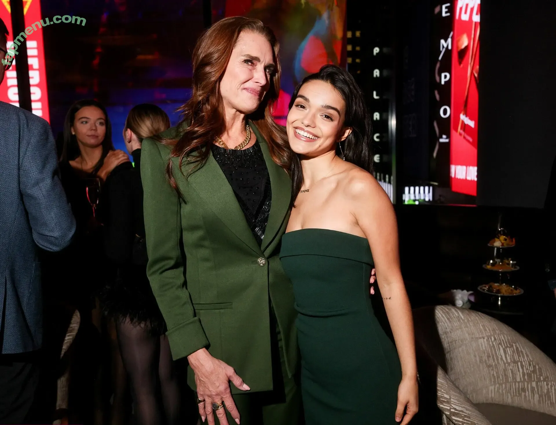 Rachel Zegler nude photo #2395 (rachelzegler / rachmariexoxo / tommy.dorfman)