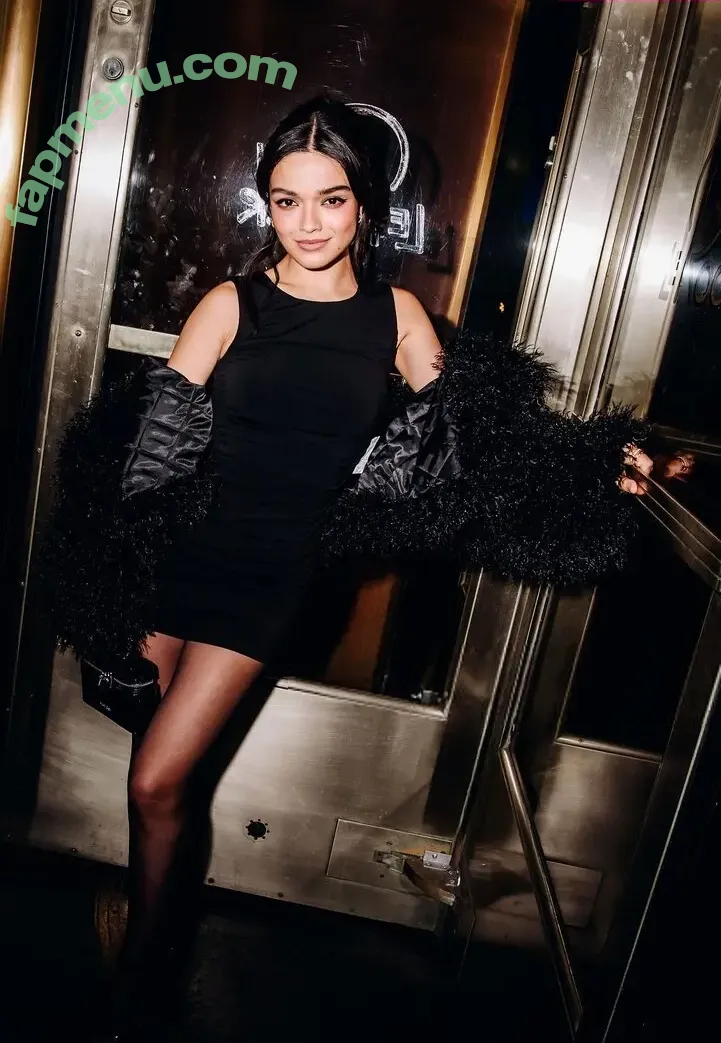 Rachel Zegler nude photo #2459 (rachelzegler / rachmariexoxo)