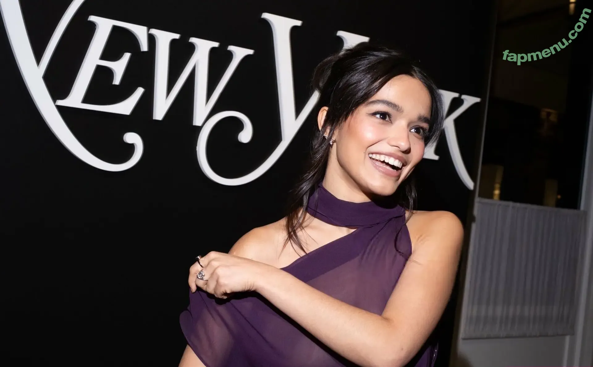 Rachel Zegler nude photo #2470 (rachelzegler / rachmariexoxo / tommy.dorfman)